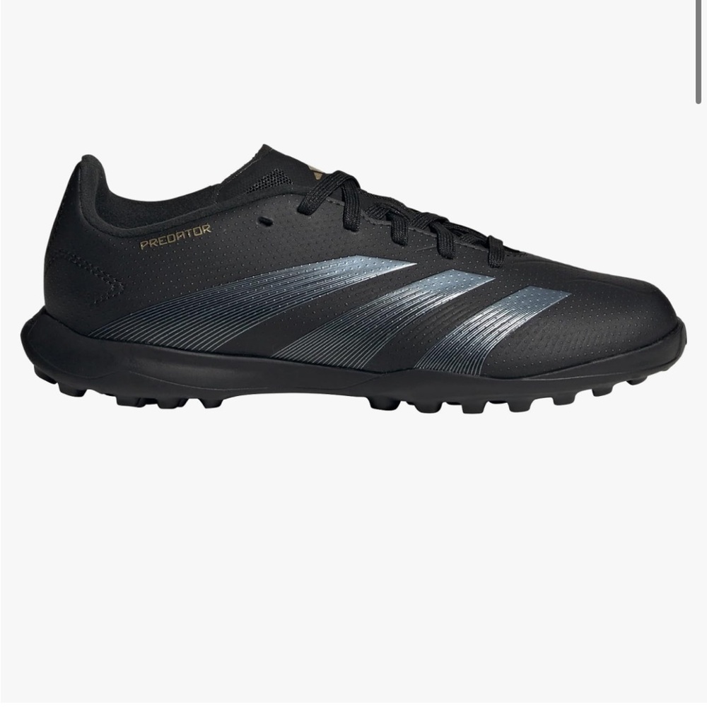 {NWT} ADDIDAS Unisex-Child League Predator Turf Sneaker - Size 2-1/2